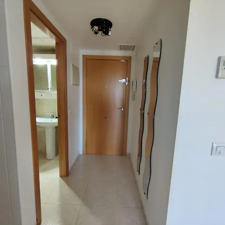 Apartment Acogedor Y Luminoso Apartamento Con Vistas Despejadas, Al Mar, Y A La Torre Medieval De La Guardiola - Ascensor - Nombre Apartamento Arena - *